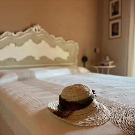 La Casa Delle Stelle Apartment Tirli Luaran gambar