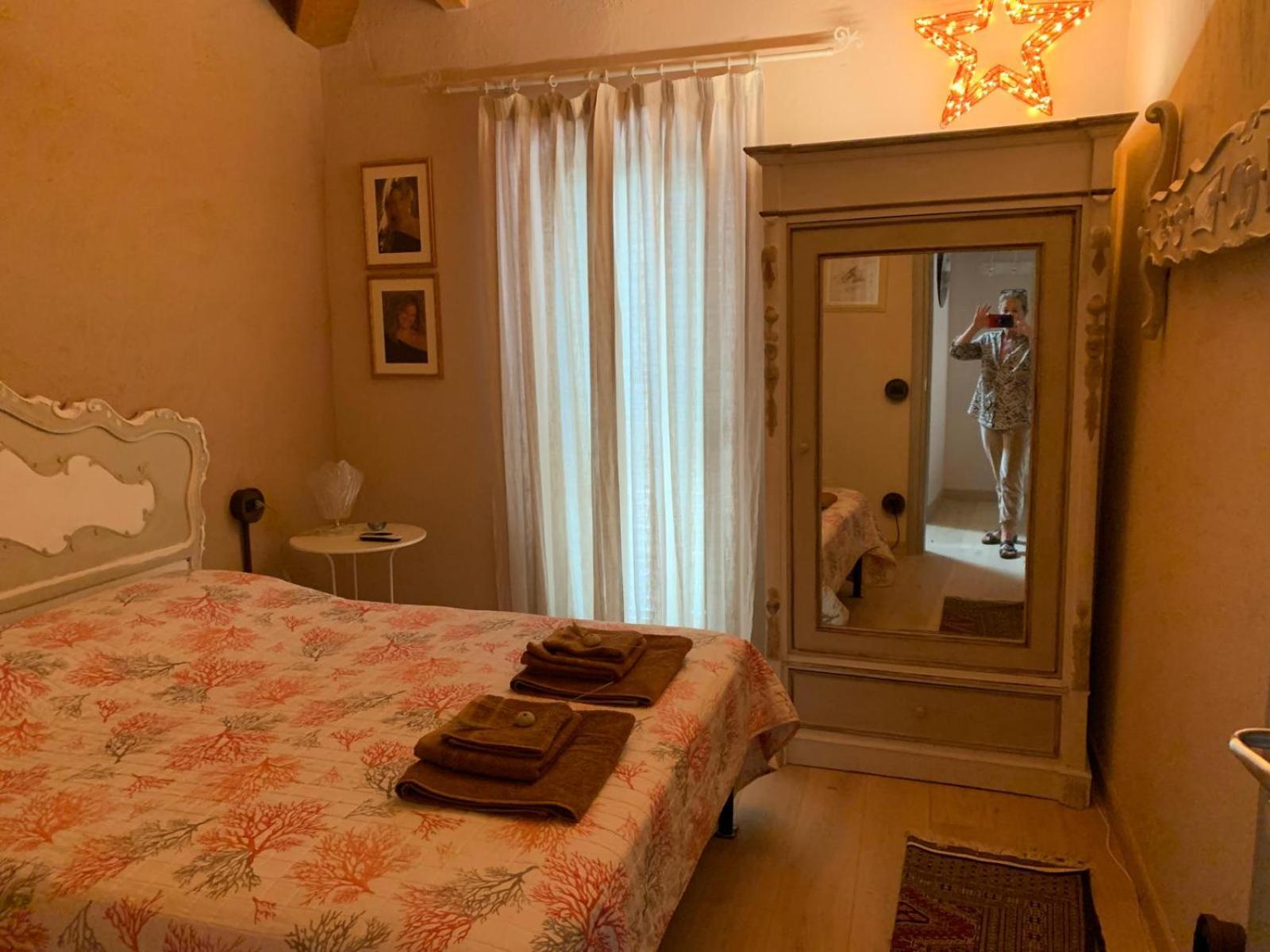 La Casa Delle Stelle Apartment Tirli Luaran gambar